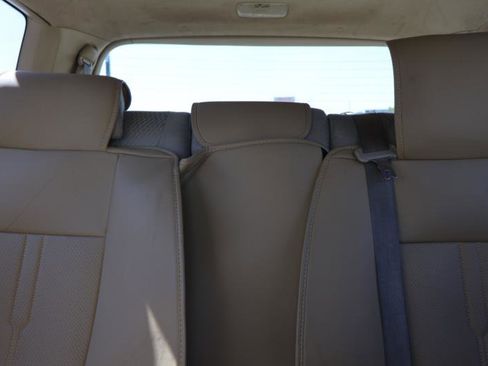 Used 2005 Toyota Highlander 4WD V6 image 22