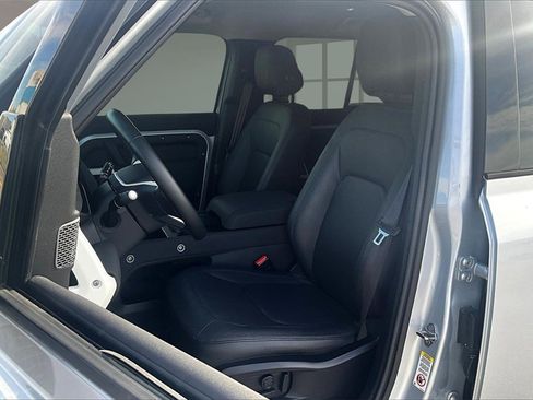 Used 2023 Land Rover Defender 110 S image 25