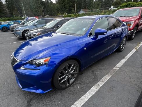 Used 2016 Lexus IS 200t w/ F Sport Package RWD image 2
