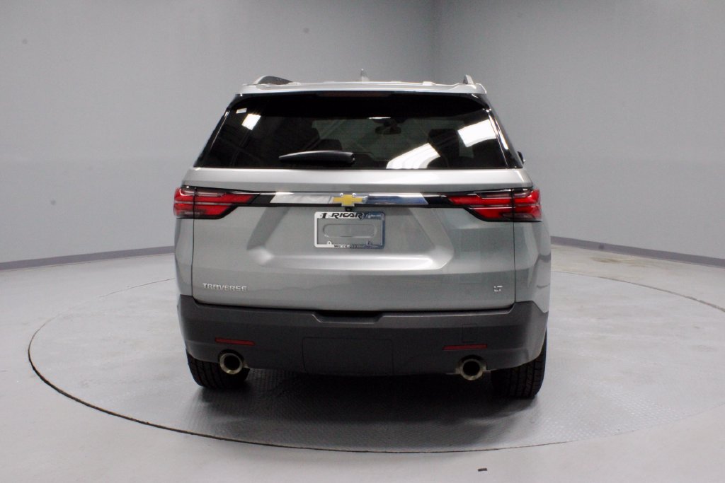 Used 2023 Chevrolet Traverse LT FWD image 10