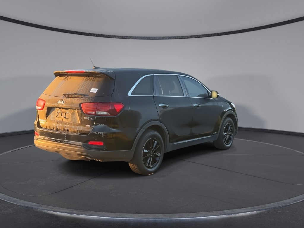 Used 2020 Kia Sorento LX AWD/4WD image 8
