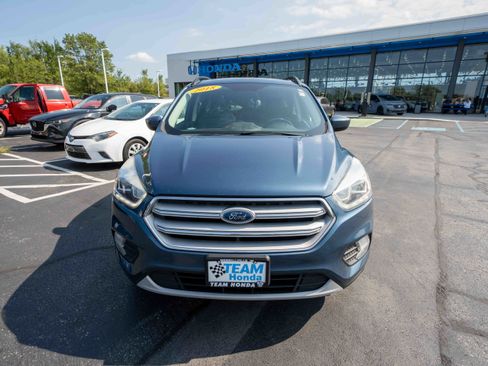 Used 2018 Ford Escape SEL AWD/4WD image 2