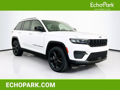 Used 2023 Jeep Grand Cherokee Altitude