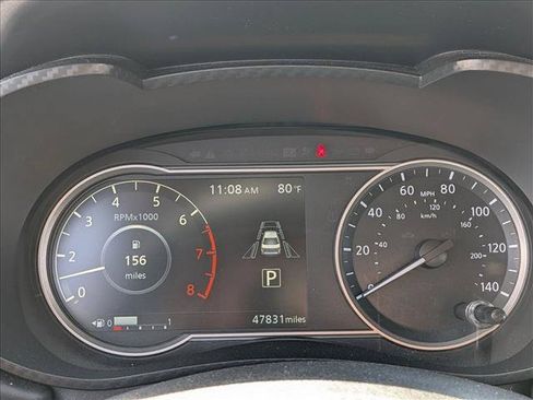 Used 2024 Nissan Versa SR FWD image 10