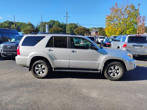 Used 2007 Toyota 4Runner Sport image 2