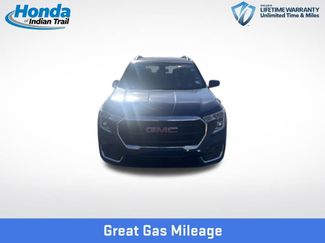 Used 2022 GMC Terrain SLE w/ Driver Convenience Package video 2