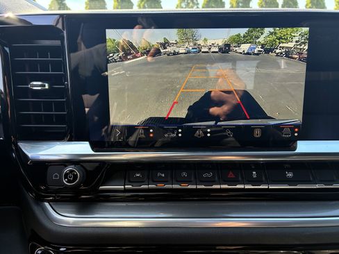 New 2026 Chevrolet Silverado 1500 High Country w/ High Country Premium Package image 36