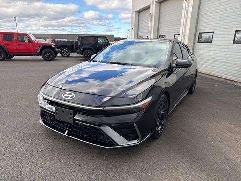 Used 2024 Hyundai Elantra N Line image 4