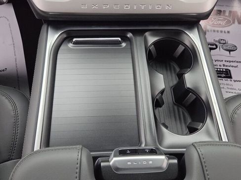 New 2026 Ford Expedition Active image 21