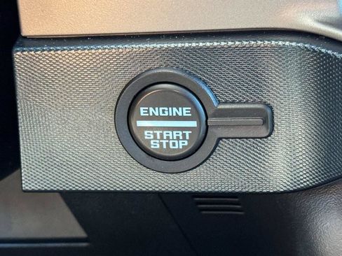 Used 2021 Ford Bronco First Edition AWD/4WD image 29