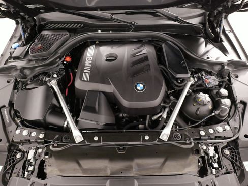 Used 2026 BMW 530i xDrive w/ Premium Package image 64