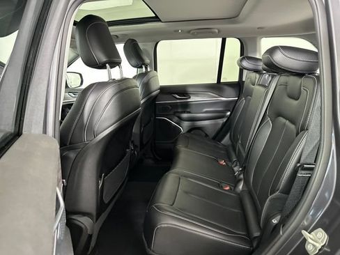 Used 2024 Jeep Grand Cherokee Limited 4xe AWD/4WD image 25