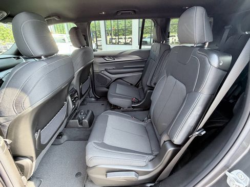 New 2026 Jeep Grand Cherokee L Laredo RWD image 24