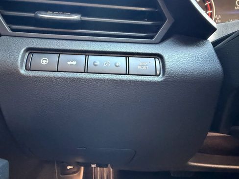 Used 2019 Nissan Altima 2.5 SV FWD image 32