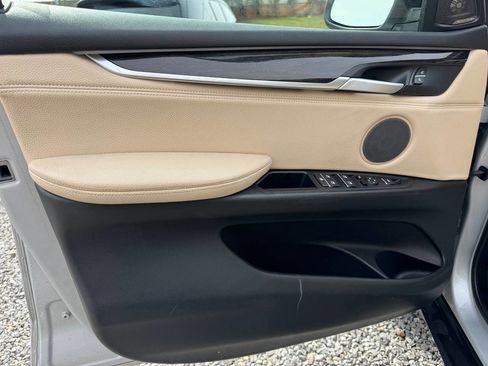 Used 2016 BMW X5 xDrive40e image 24