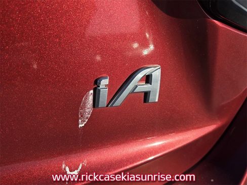 Used 2018 Toyota Yaris iA image 8