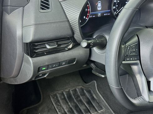 Used 2022 Nissan Sentra SV w/ Trunk Package image 17