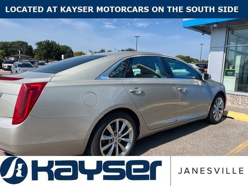 Used 2013 Cadillac XTS Luxury w/ Driver Awareness Package image 7