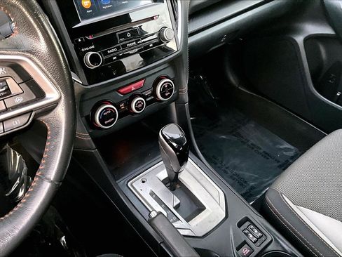 Used 2021 Subaru Crosstrek 2.0i Premium w/ Moonroof Package image 32