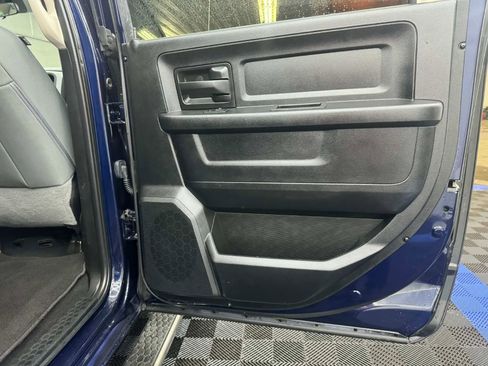 Used 2018 RAM 1500 Express w/ Express Value Package image 9