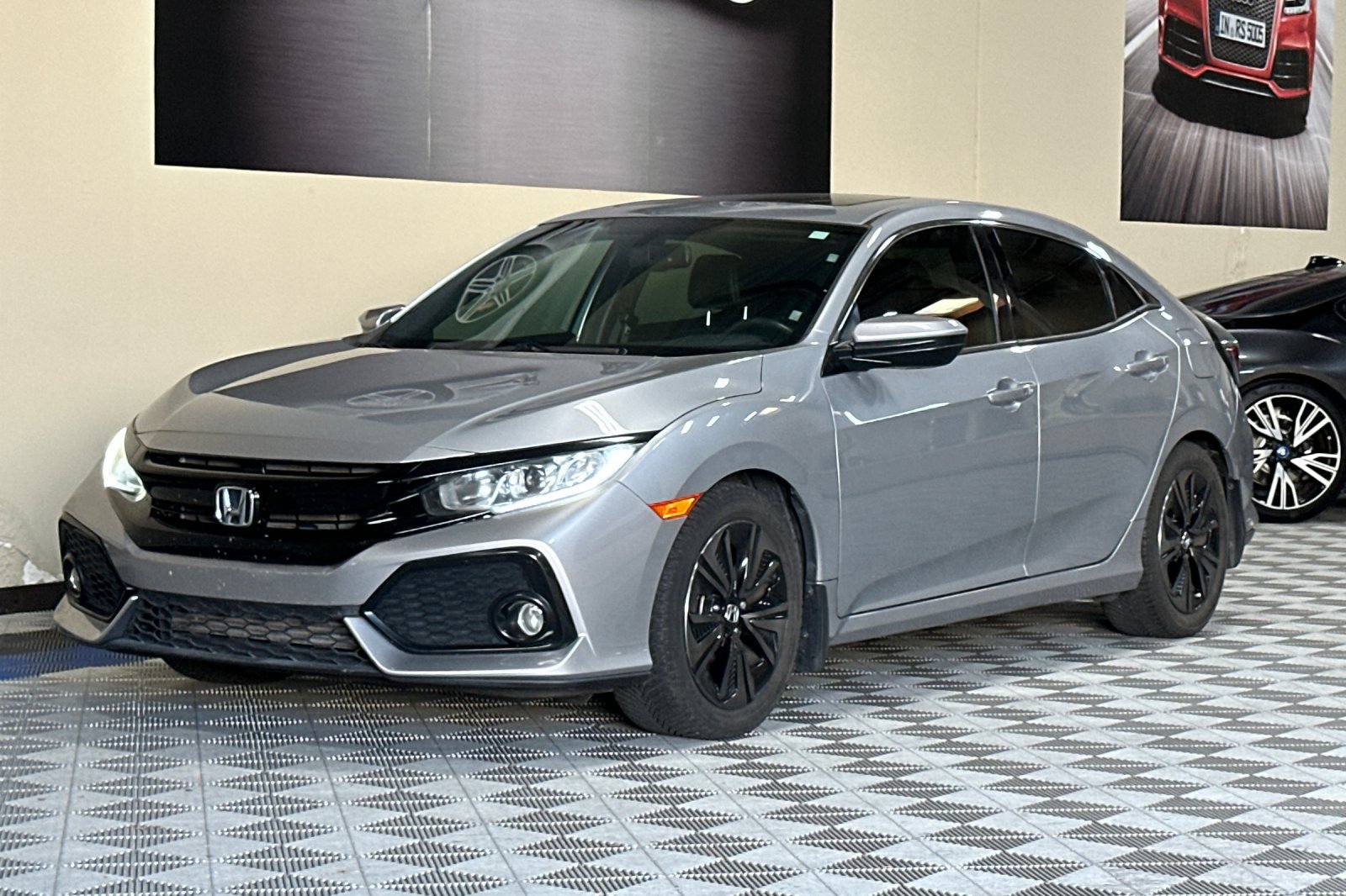 Used 2017 Honda Civic EX-L image 6