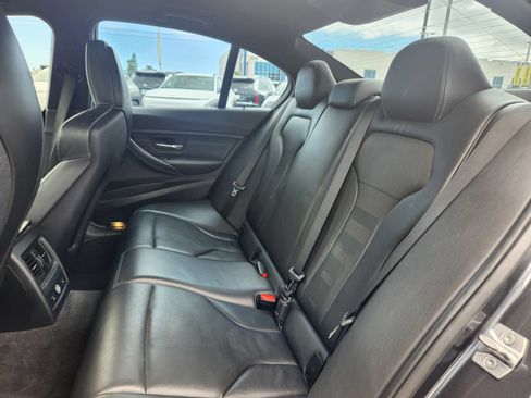 Used 2015 BMW M3 RWD image 12