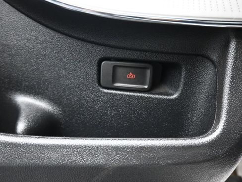 Used 2020 Lincoln Aviator Reserve w/ Equipment Group 202A image 11