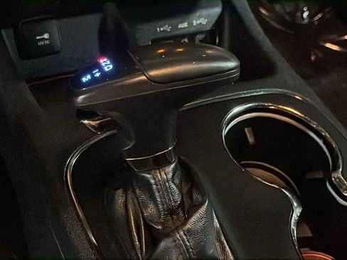 Used 2019 Dodge Durango R/T w/ Trailer Tow Group IV AWD/4WD image 17