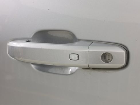 Used 2020 Chevrolet Silverado 2500 LT w/ Texas Edition image 21