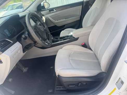 Used 2016 Hyundai Sonata Sport FWD image 8