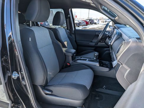 Certified 2023 Toyota Tacoma TRD Sport image 24