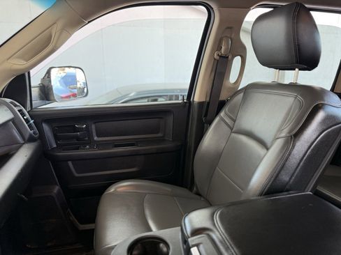 Used 2019 RAM 3500 Tradesman image 43