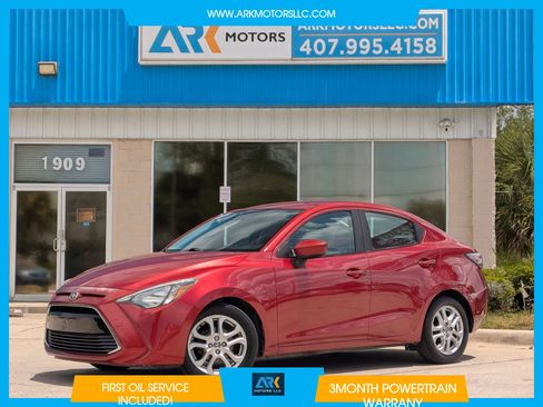 Used 2016 Scion iA FWD image 1