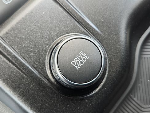 New 2026 Ford Explorer Active AWD/4WD image 16