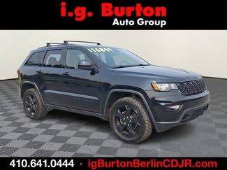 Used 2018 Jeep Grand Cherokee Laredo AWD/4WD video 1