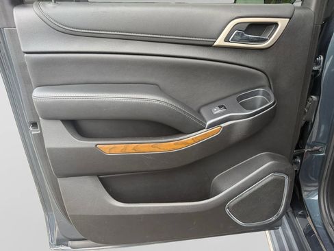 Used 2019 GMC Yukon XL Denali RWD image 26