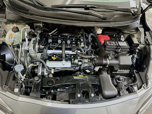 Used 2025 Nissan Versa SV FWD image 33