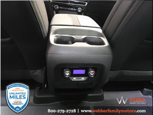 Used 2026 Chevrolet Traverse Z71 w/ Driver Confidence Package AWD/4WD image 22