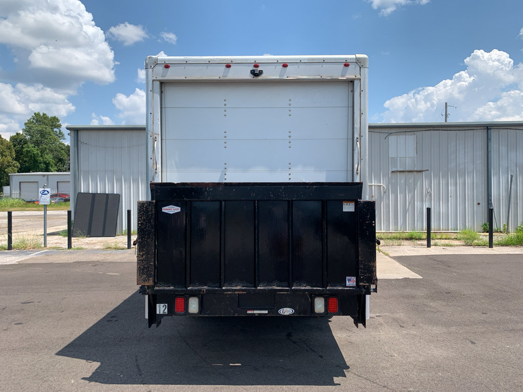 Used 2019 Chevrolet Express 3500 w/ Power Convenience Package RWD image 2