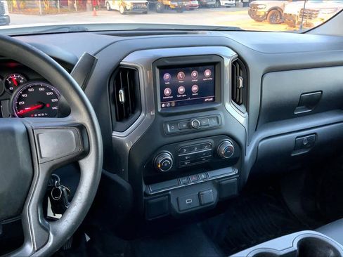 Used 2020 Chevrolet Silverado 1500 W/T w/ WT Value Package image 6