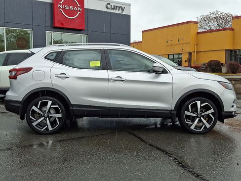 Used 2022 Nissan Rogue Sport SL w/ Premium Package AWD/4WD image 8