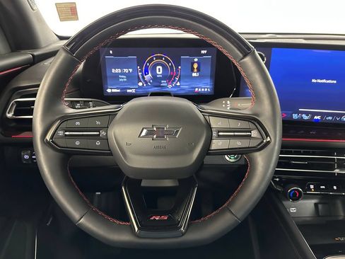Used 2026 Chevrolet Traverse RS w/ LPO, Floor Liner Package AWD/4WD image 12