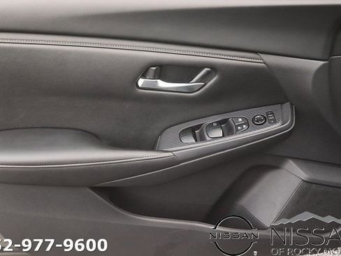 Certified 2024 Nissan Sentra SV image 11