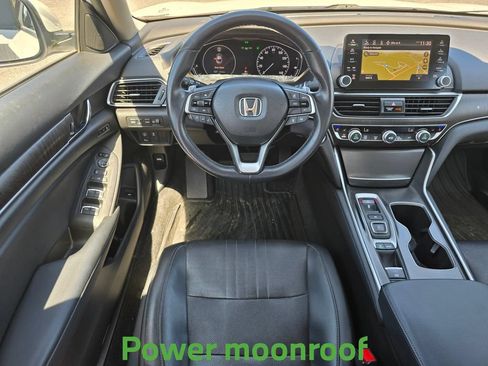 Used 2018 Honda Accord Touring image 20