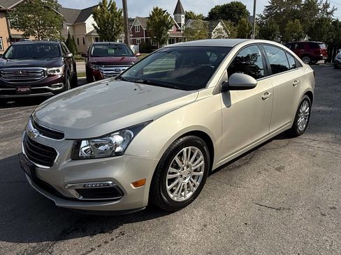 Used 2016 Chevrolet Cruze Eco image 6