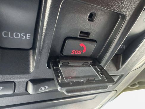 Used 2021 Toyota Highlander XSE image 34