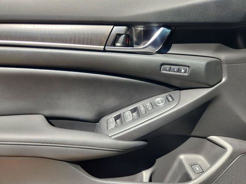 Used 2019 Honda Accord EX-L image 22