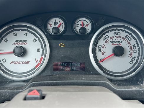 Used 2010 Ford Focus SE image 20