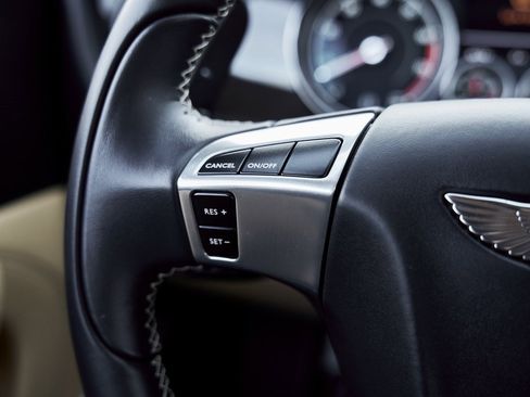 Used 2016 Bentley Continental GT image 46