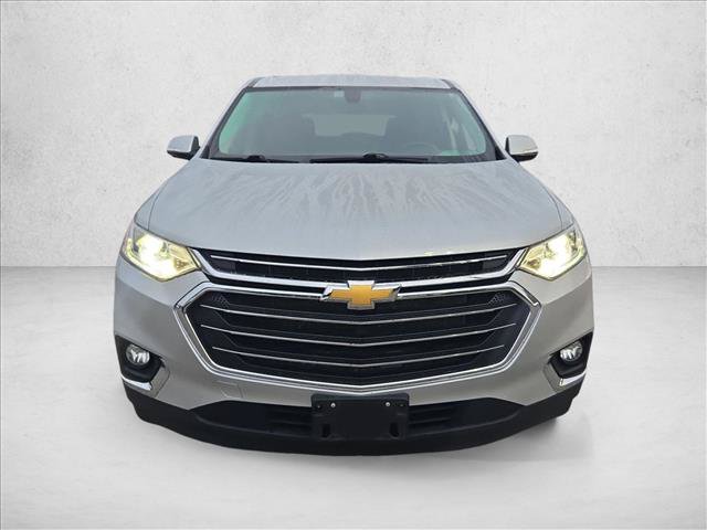 Used 2020 Chevrolet Traverse LT FWD image 2